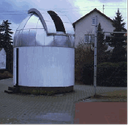Sternwarte auf dem Pausenhof der Grundschule Hochstetten