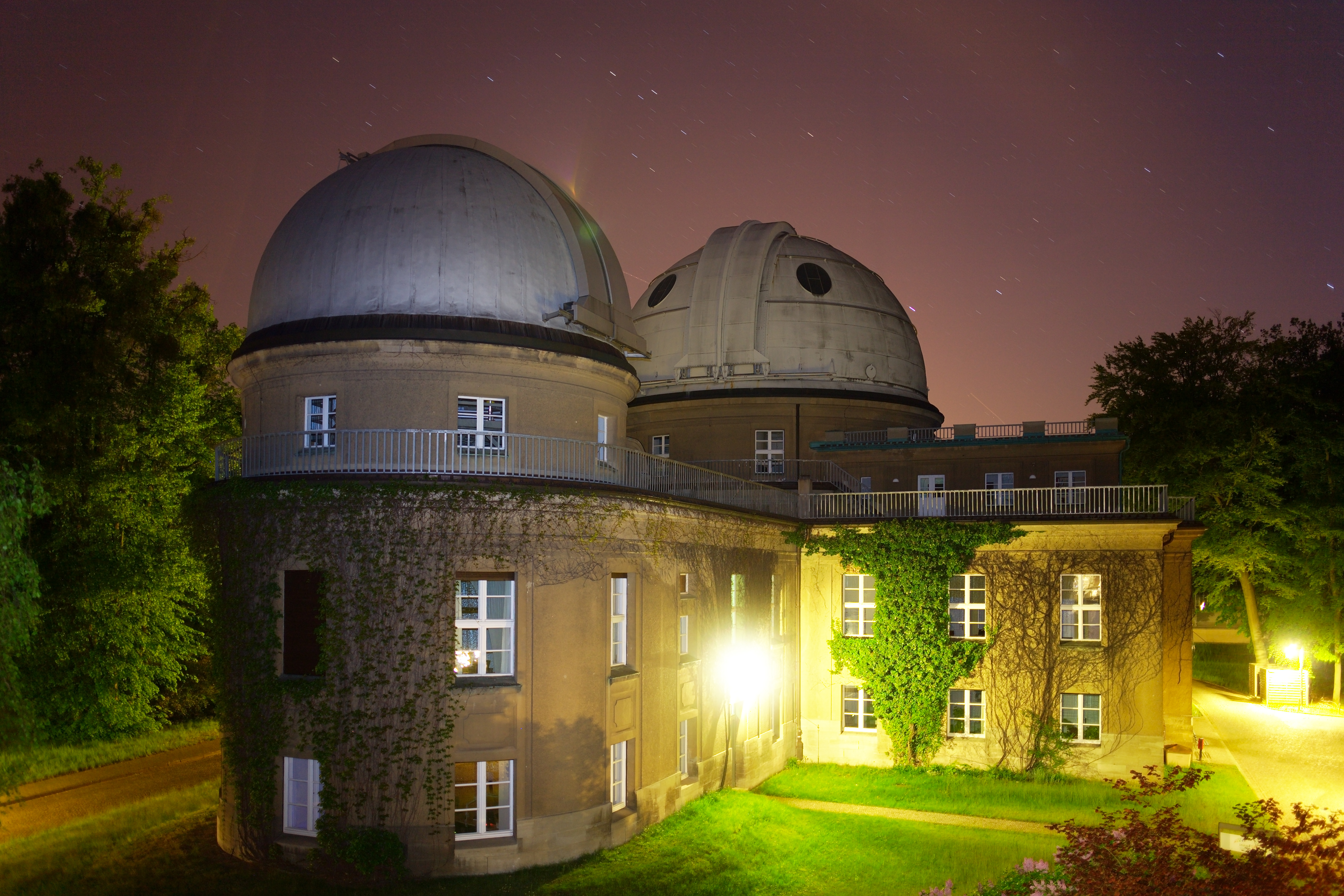 Das Hauptgebäude der ehemaligen Sternwarte in Potsdam. Foto: R. Arlt/AIP