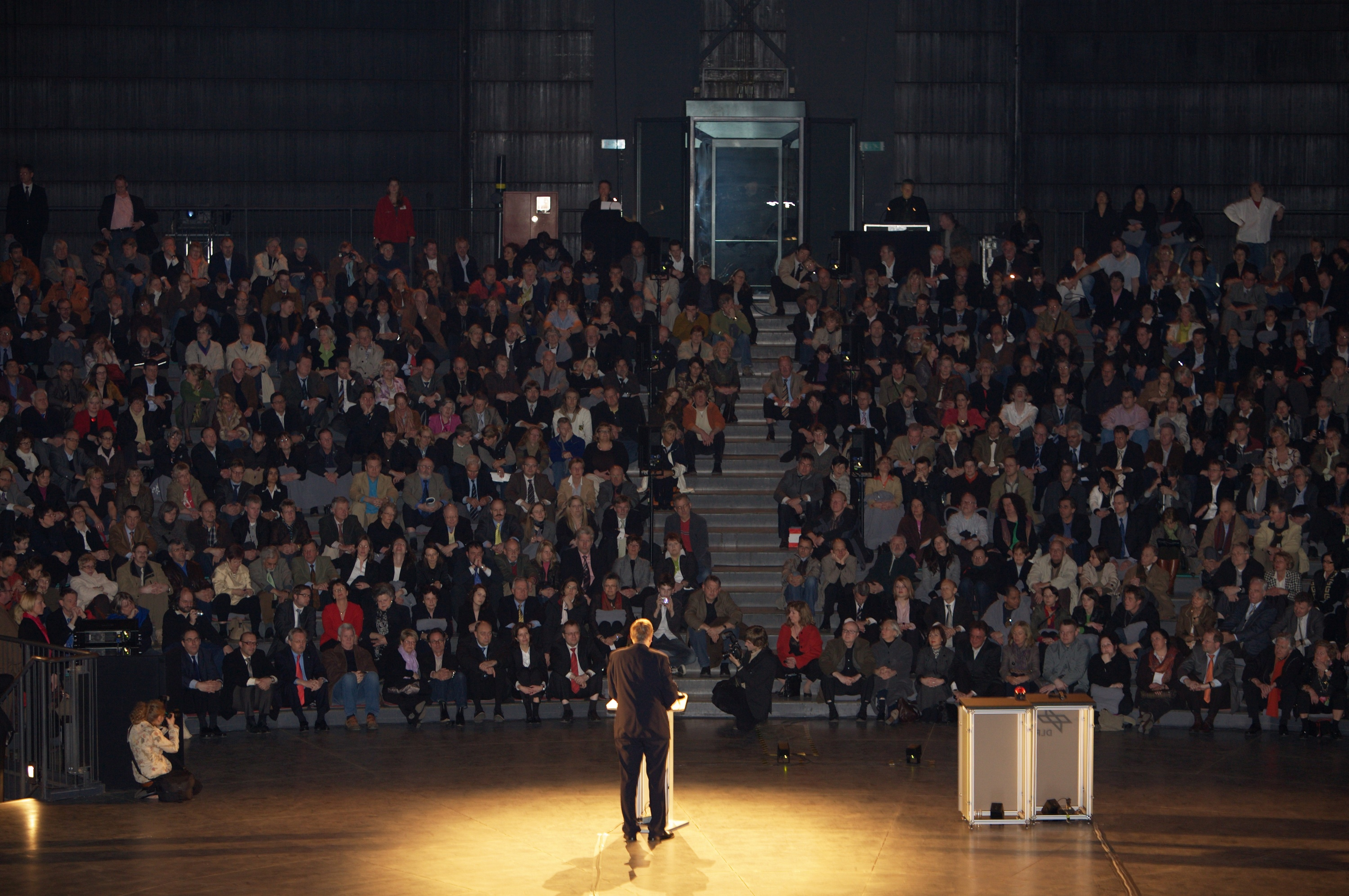 Eröffnung Gasometer, 01.04.2009